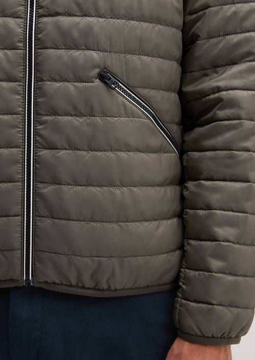 Regular-Fit Hooded Quilted Jacket Dusty Olive in detail view