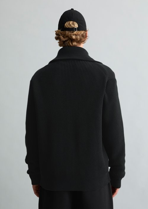 Regular-fit cardigan with a collar — Black