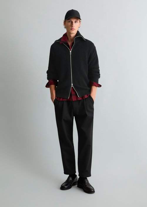 Regular-fit cardigan with a collar — Black