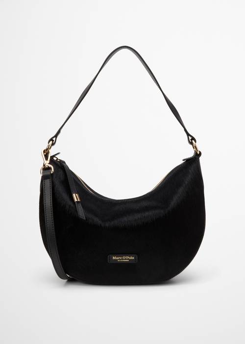 Umhängetasche Model Giuliana Black in Frontalansicht