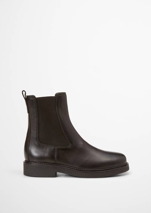 Chelsea Boot Model Erin Black Coffee Ansicht rechter Schuh von außen