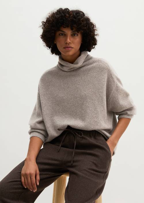 Regular-Fit Knit Sweater Stone Taupe Melange in front view