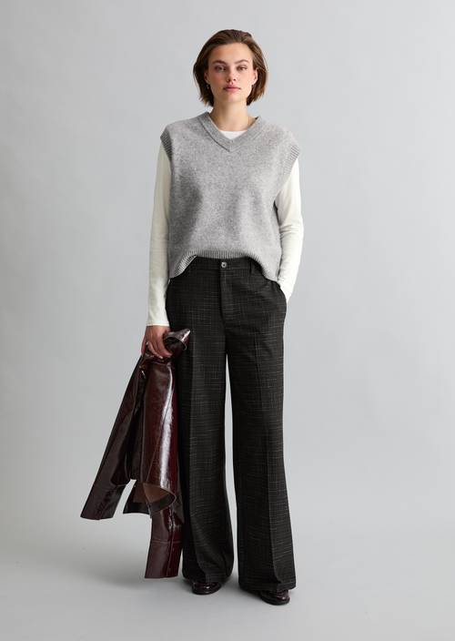 Checkered Tailored Pants Black in front view