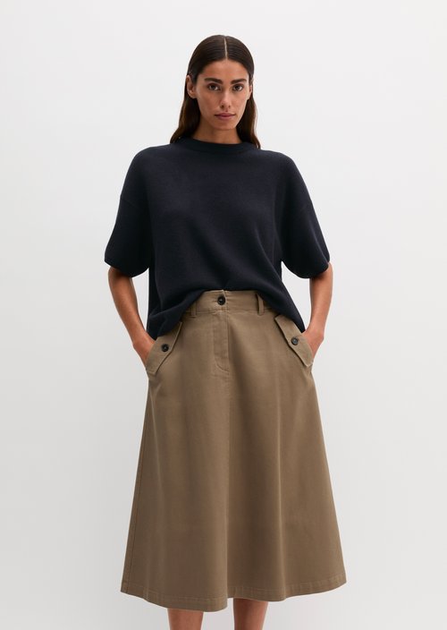 Loose-fitting short-sleeve sweater — Manic Midnight