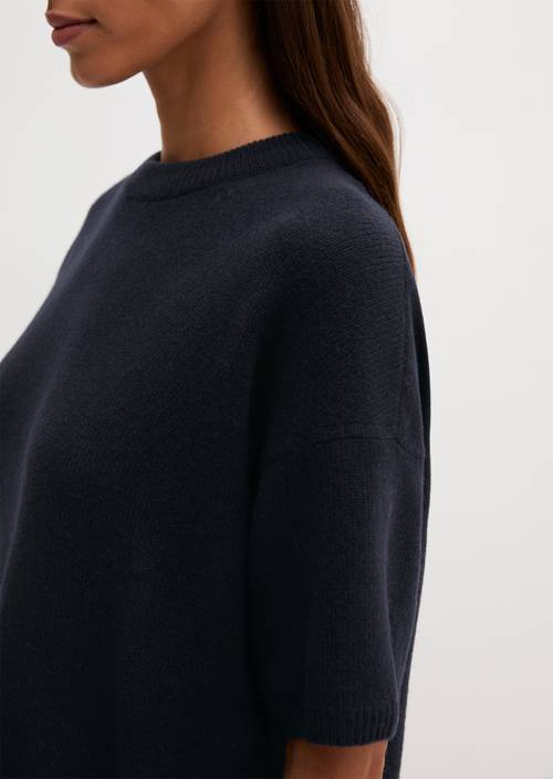 Pull à manches courtes ample Manic Midnight en vue détaillée