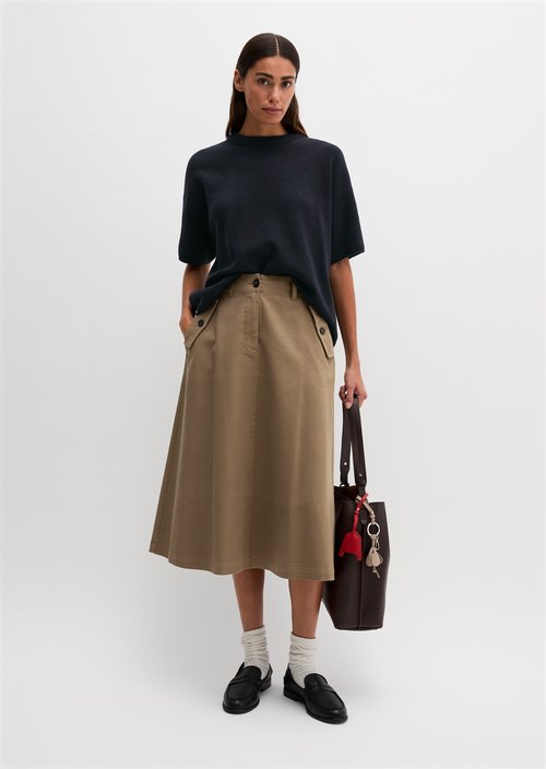 Loose-fitting short-sleeve sweater — Manic Midnight