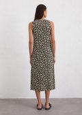 r*i様 markaware A19C-03C002C Mid-length kick back skirt in nappa leather | Givenchy CA