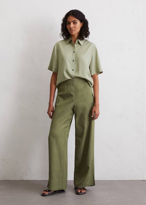 Pantalones anchos de sarga Naia verde Pantalones de chándal