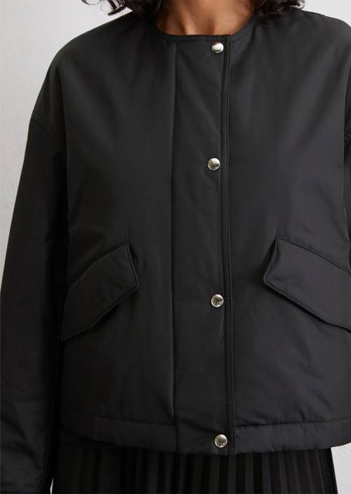 Collarless jacket regular black in detail view