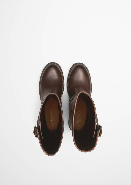 Long-shaft boots dark brown in top view