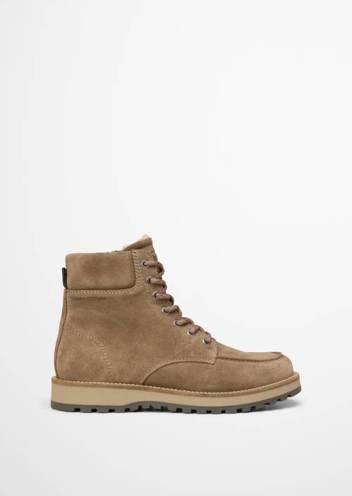 Botas con cordones modelo Jack dark taupe vista exterior del zapato derecho