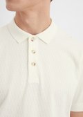 Piqué regular polo shirt with triangular structure - white