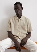 Regular short-sleeved shirt made from pure linen - beige