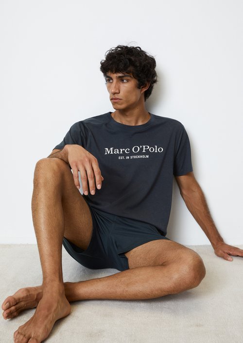 23Q3M00048 Top — Dark Navy Q898