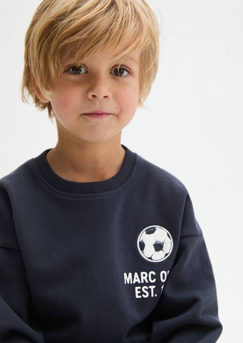 KIDS-BOYS sweatshirt Dark Navy worn on model