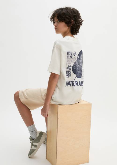 TEENS-BOYS T-Shirt White Cotton getragen am Model