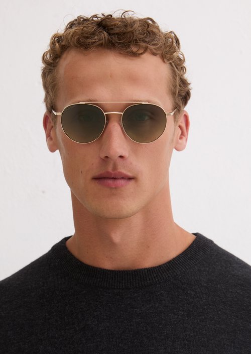 Unisex sunglasses — Gold