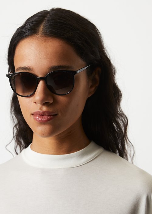 Unisex sunglasses — Black