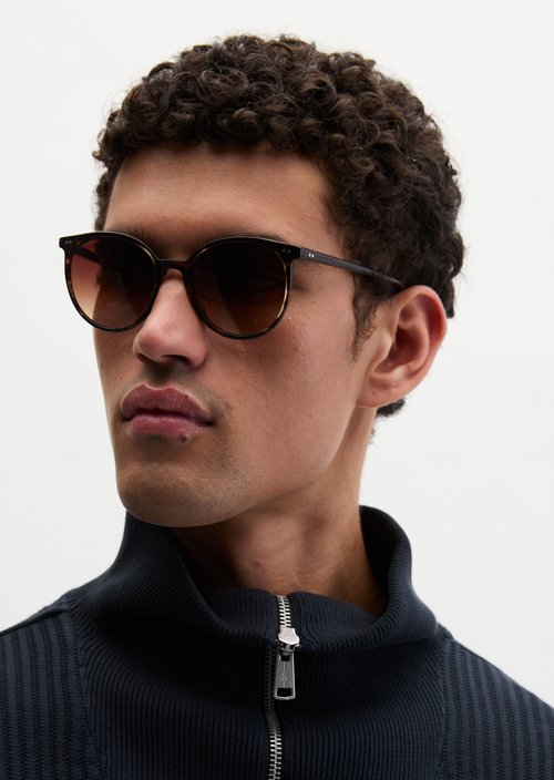 Unisex sunglasses — Brown