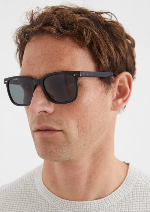 Men's sunglasses — Black