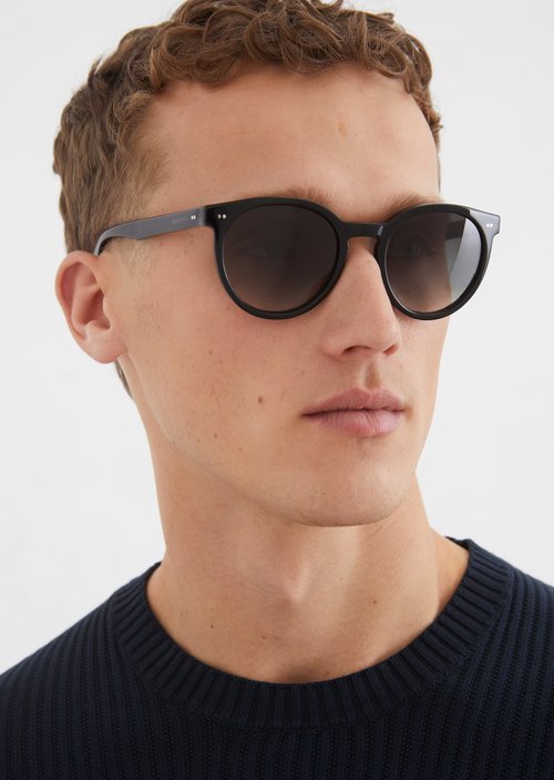 Unisex sunglasses — Black