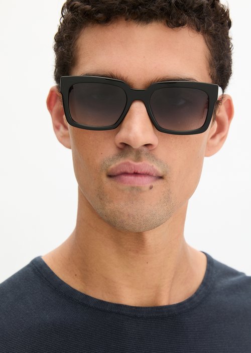 Unisex sunglasses — Black