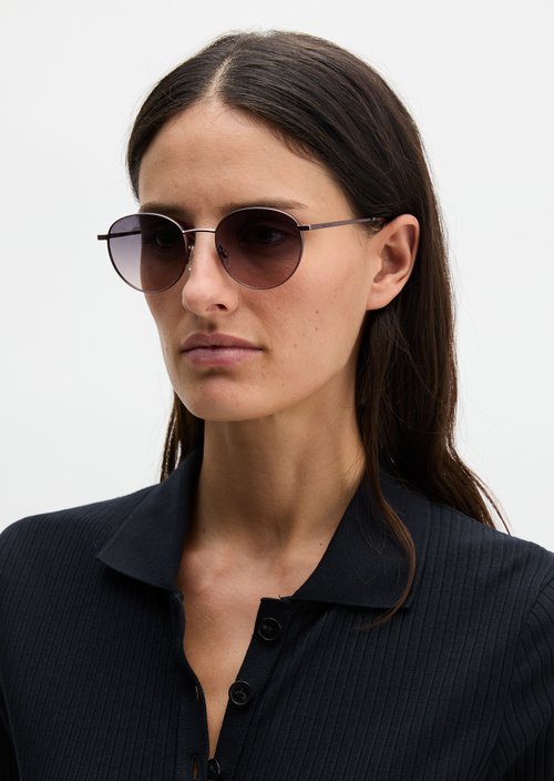 Unisex sunglasses — Red