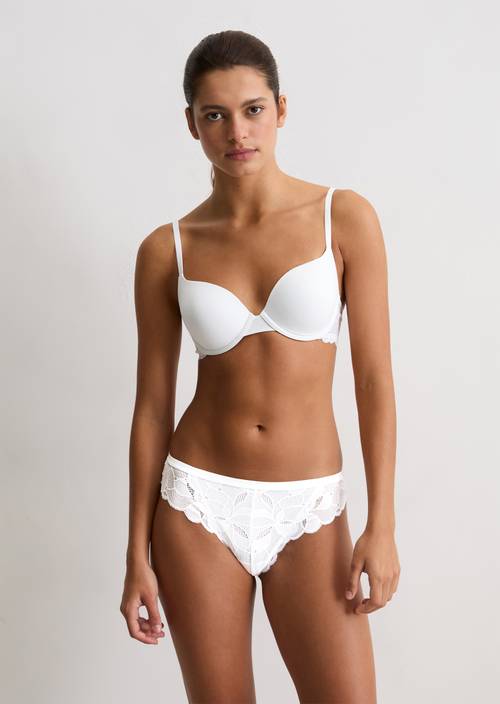 Chaîne White - Image du produit 1