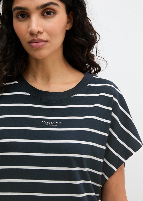 Short-sleeved lounge shirt — Dark Navy Stripe Q