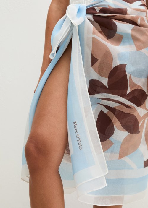Pareo — Breezy Leaf Print