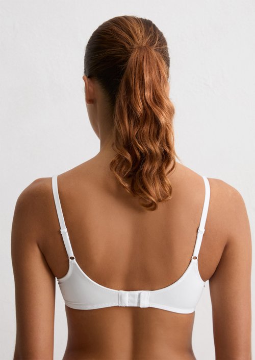 BRA — White