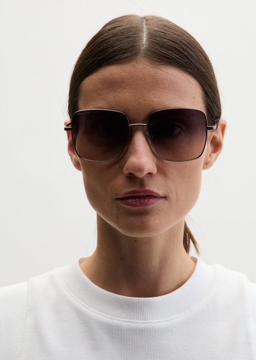 Women's sunglasses — Red