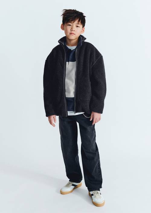 TEENS-BOYS Teddyjacke Dark Navy getragen am Model