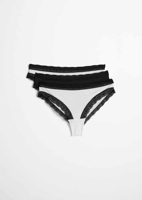 Brazilian letter — White/Black