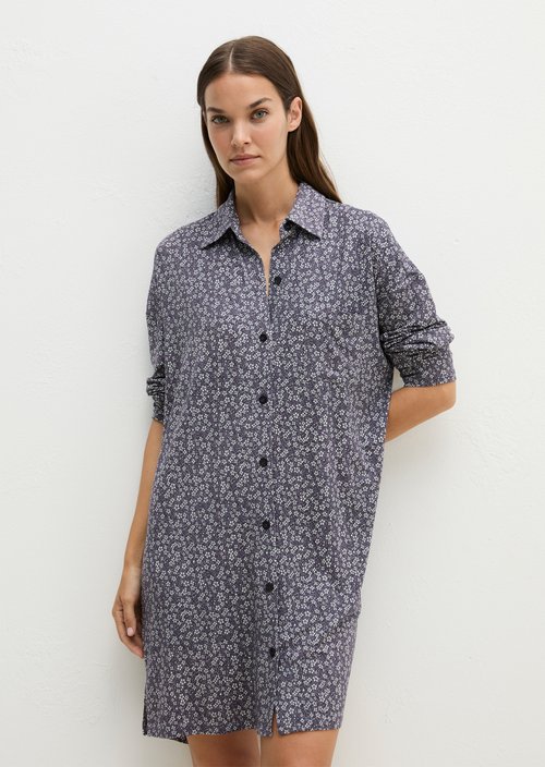 Lounge longshirt — odessey blue flower print