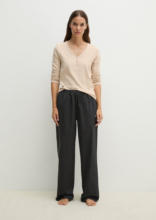 Lounge pyjama set — french oak/black stripe