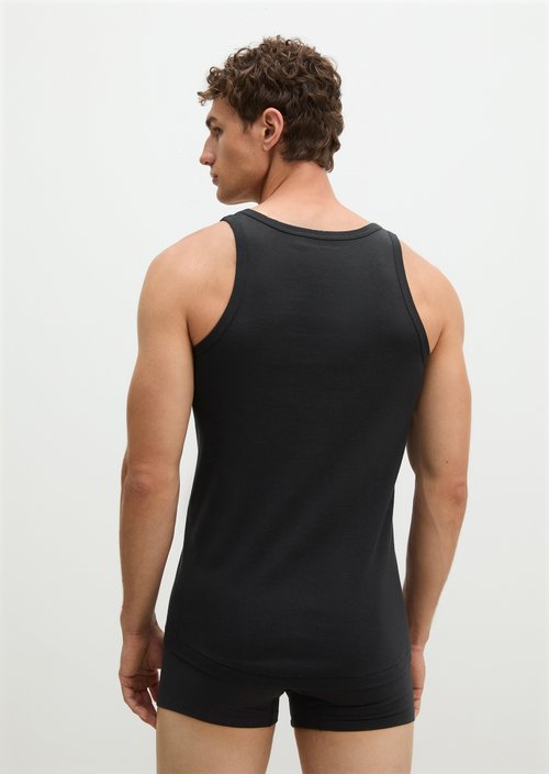 Tank top — Black