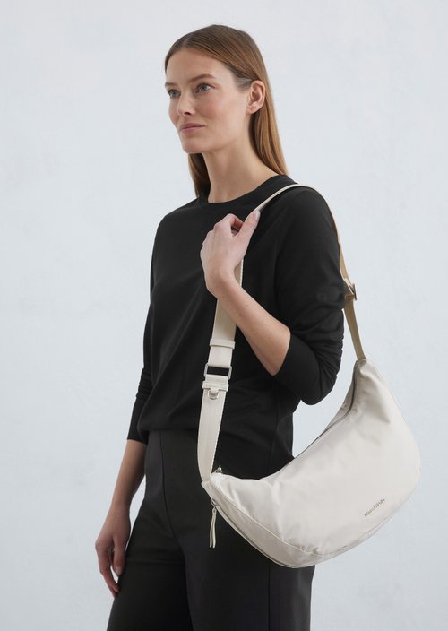 Shoulder bag medium — M108