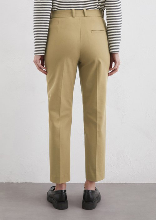 Zigarettenhose slim — Beige