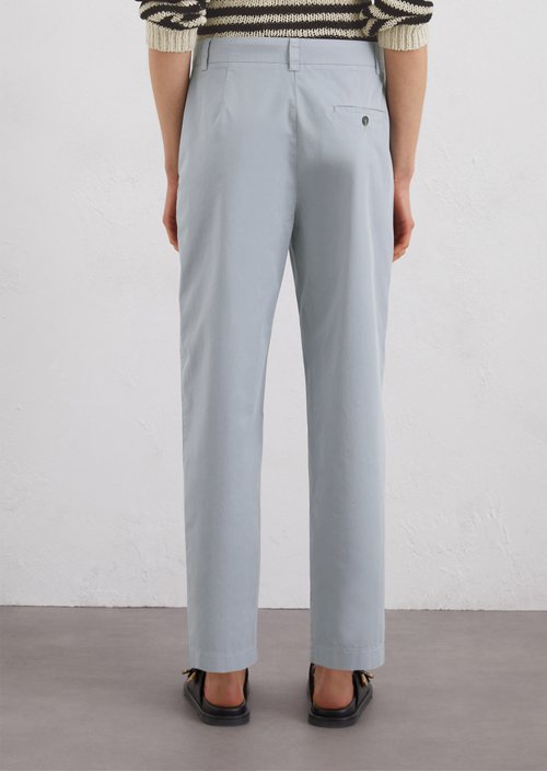 Chino model Rimka tapered — Light blue (alternate view)