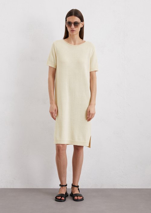Relaxed short-sleeved knit dress — Natural cotton