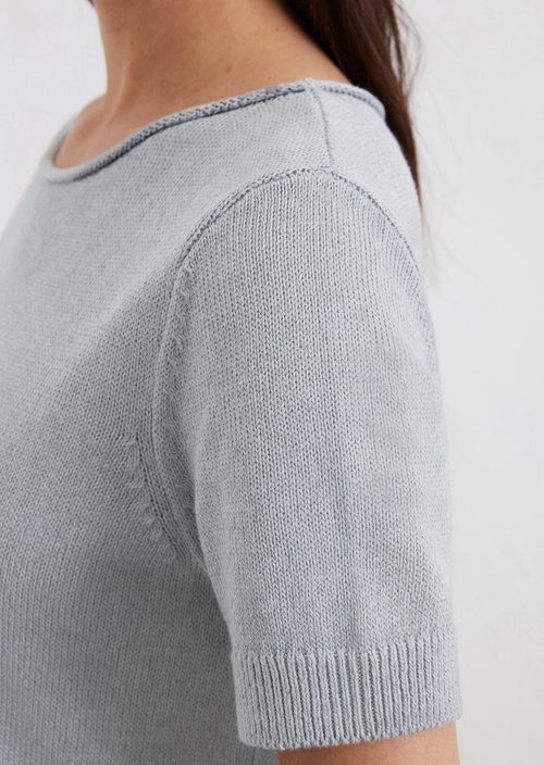 Relaxed short-sleeved knit dress — Light blue