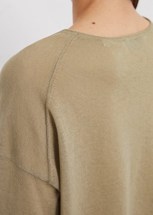 Oversize fine knit sweater — Beige