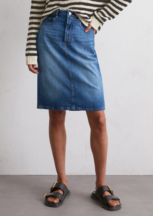 Regular denim skirt — M065