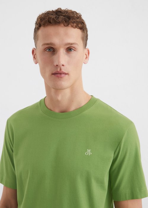 T-shirt regular — M421