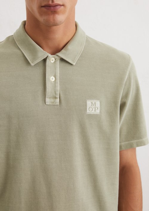 Piqué regular polo shirt — M443