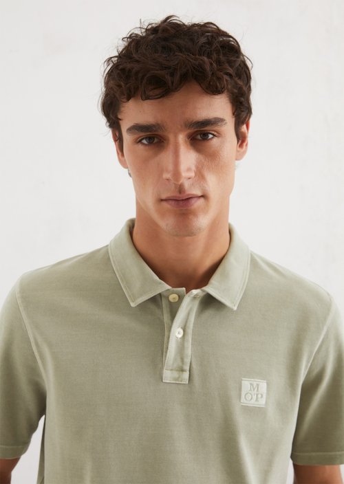 Piqué regular polo shirt — M443