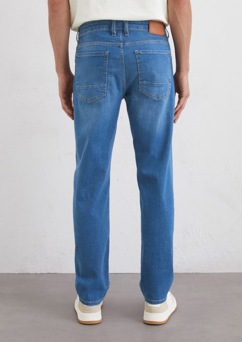Jeans model Kemi regular — M011
