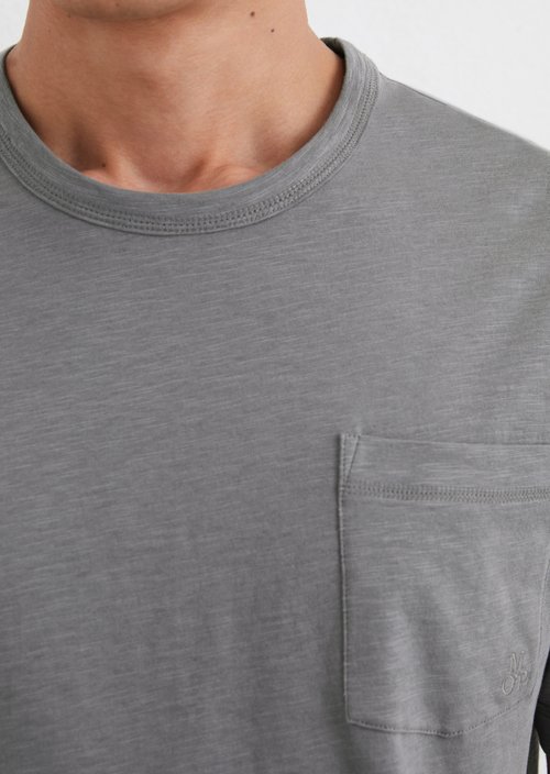 T-shirt regular — M953