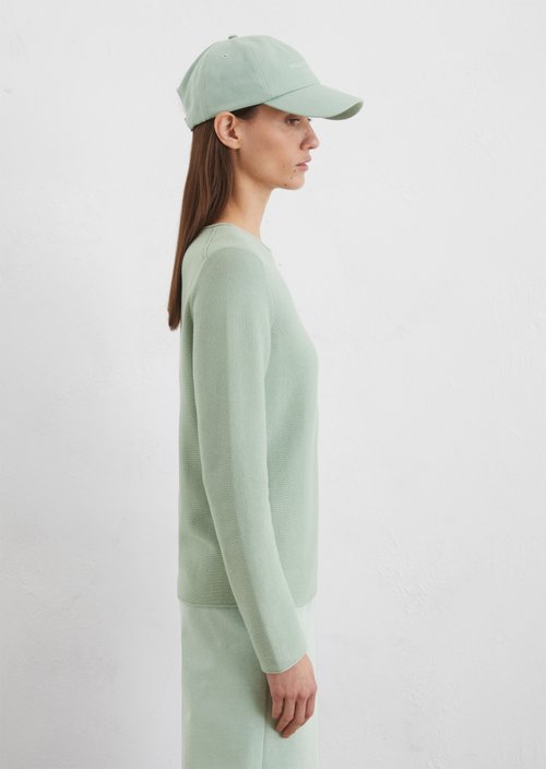Knitted sweater slim — M460